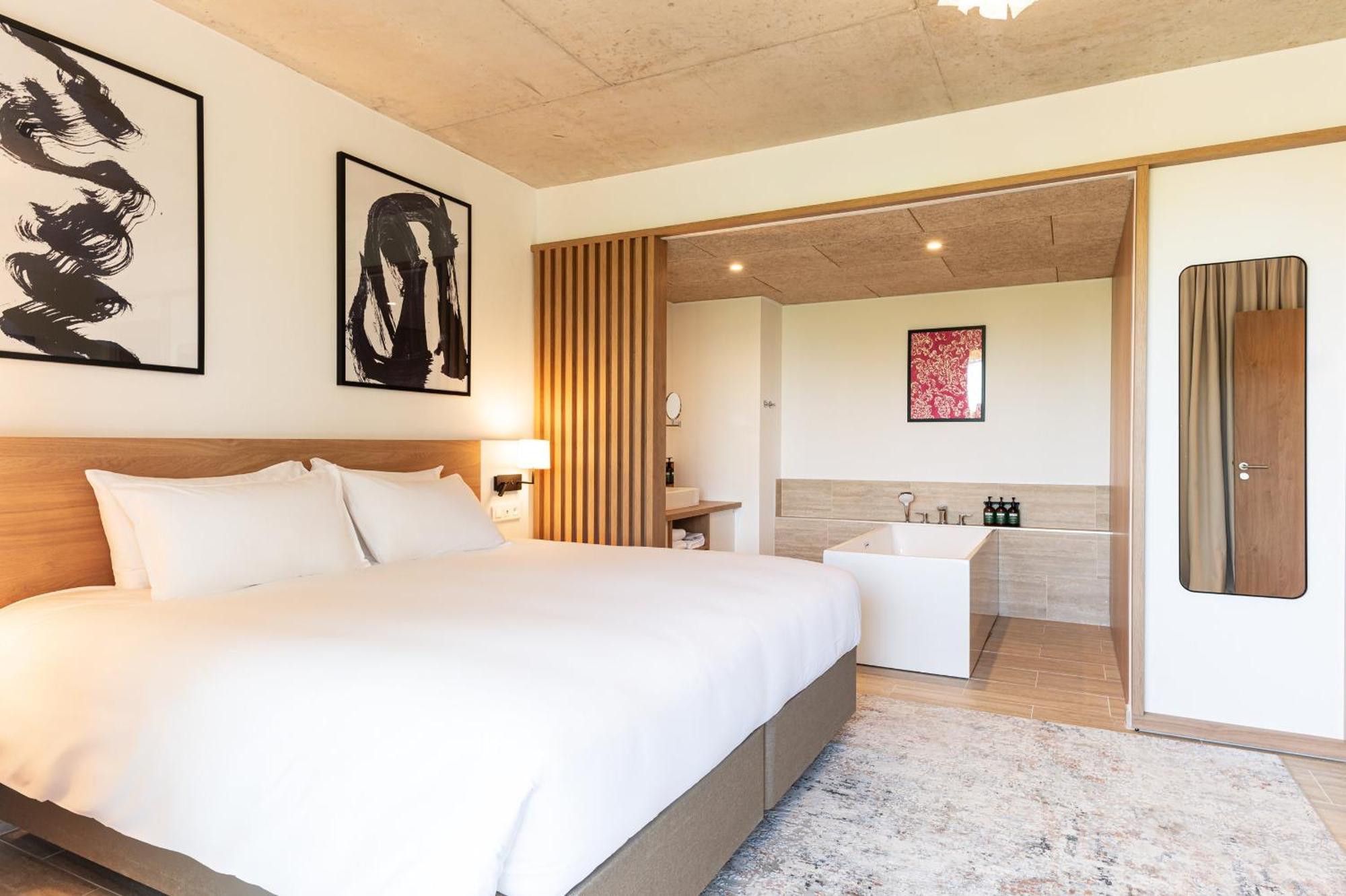 Voco Beaune , Cite Des Vins By Ihg מראה חיצוני תמונה